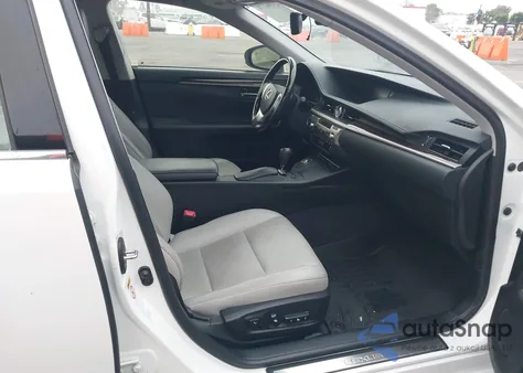 2014 Lexus Es 350 z USA, uszkodzony, nr VIN JTHBK1GG5E2125503